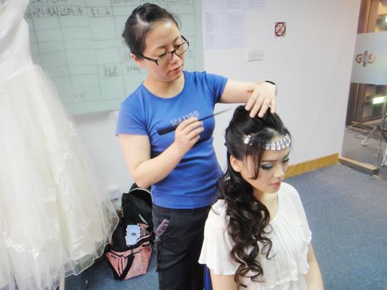 子墨国际汉语集团宣传片拍摄化妆造型